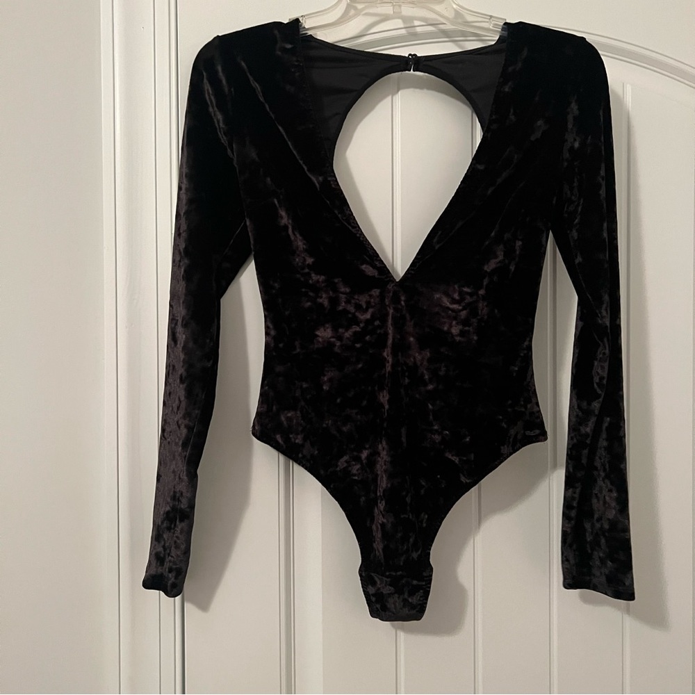 Victoria’s Secret emerald velvet bodysuit